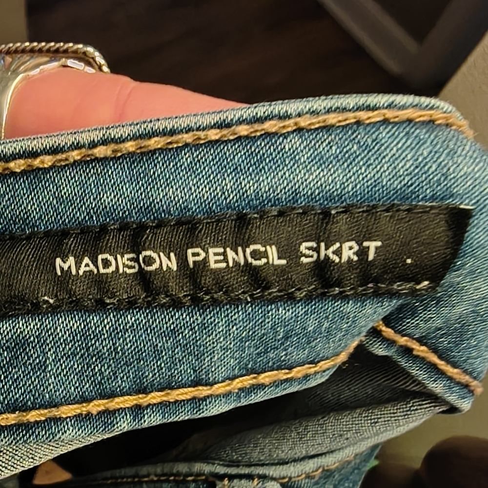 Jones New York Madison Pencil Skirt - Picture 4 of 5